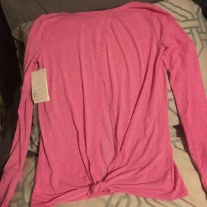 GAP Tops - GapFit NWT workout shirt. GAP Tops - GapFit NWT workout shirt.
